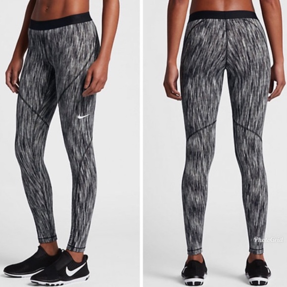 Nike Pro Like New Hyperwarm Leggings Size Extra Small - Picture 1 of 4